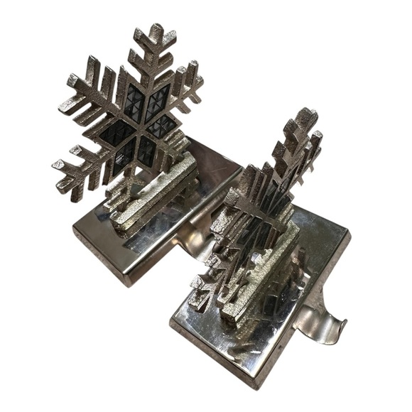 Silver Snowflake Gray Mosaic 2-Pack Stocking Holder Hanger - Picture 5 of 6